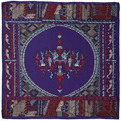 Chandelier violet
